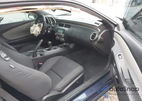 2011 Chevrolet Camaro 1Ls z USA, uszkodzony, nr VIN 2G1FE1EDXB9138143